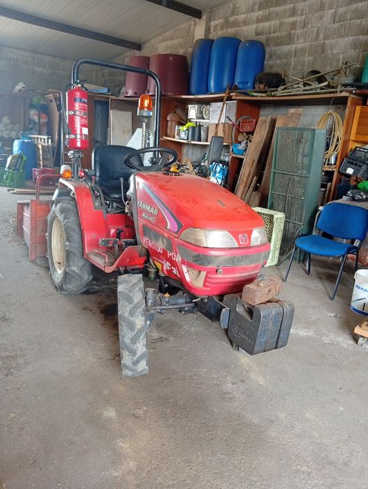 Trator Yanmar ke-40