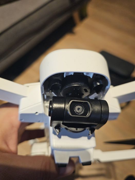 Dron Hubsan Zino