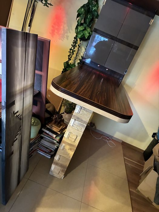 Solidny aneks kuchenny/blat