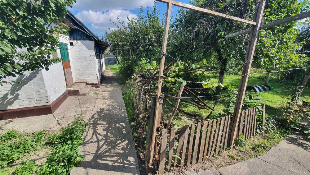 Продається будинок в с.Фурси