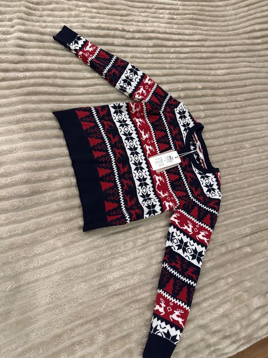 Кофта для дівч. коротка новорічна , розмір М