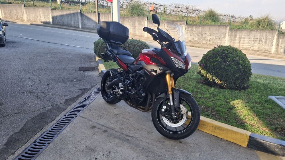 Yamaha tracer 900 imaculada