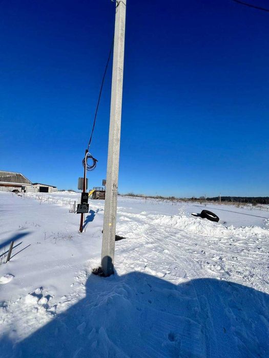 Продам земельну ділянку в Старому Білоусі напроти школи!