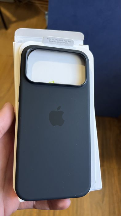 Apple silicone case iphone 17 pro max чорний чохол чехол