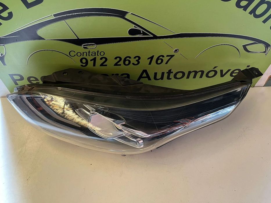 KIA CEED III FAROL FULL LED ESQUERDO - FF758