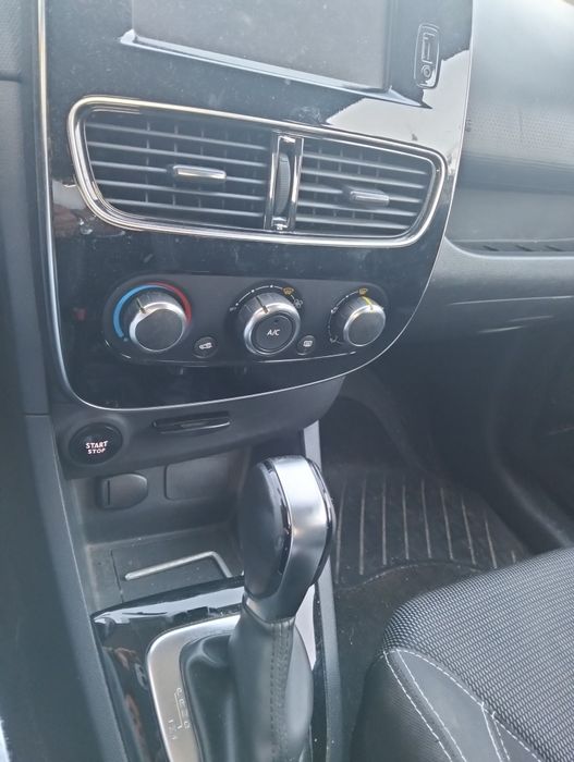 Renault Clio IV a gasóleo e com mudanças automáticas!