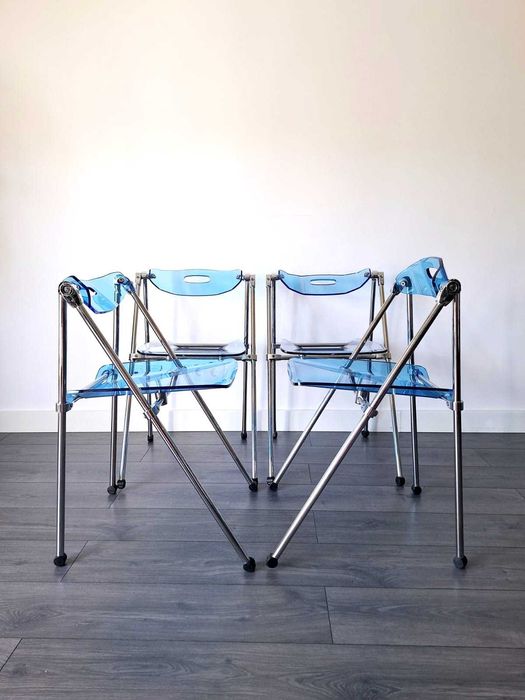 Cadeiras dobráveis estilo Piretti Castelli 70s. Acrylic folding chairs