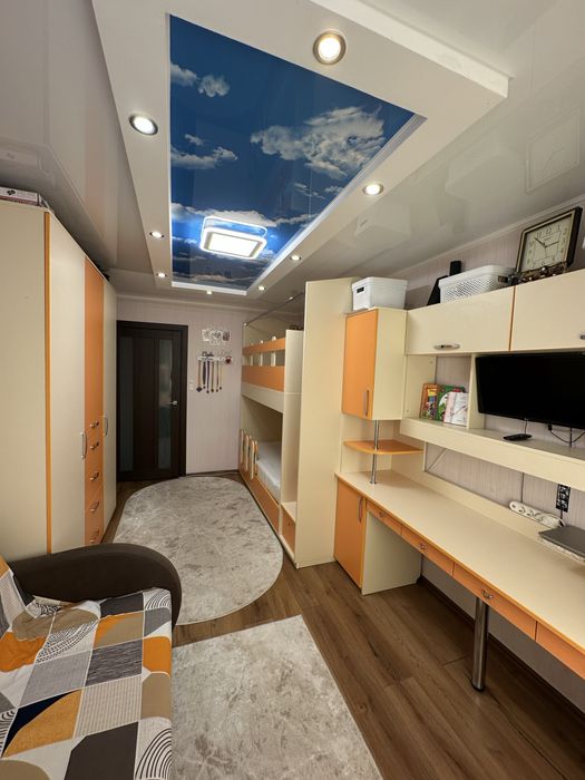 Меблі в диячу кімнату