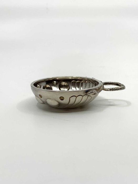 Tastevin em prata, com marca registada