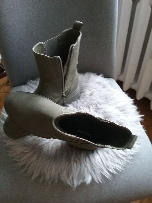 Buty zimowe , w kolorze khaki