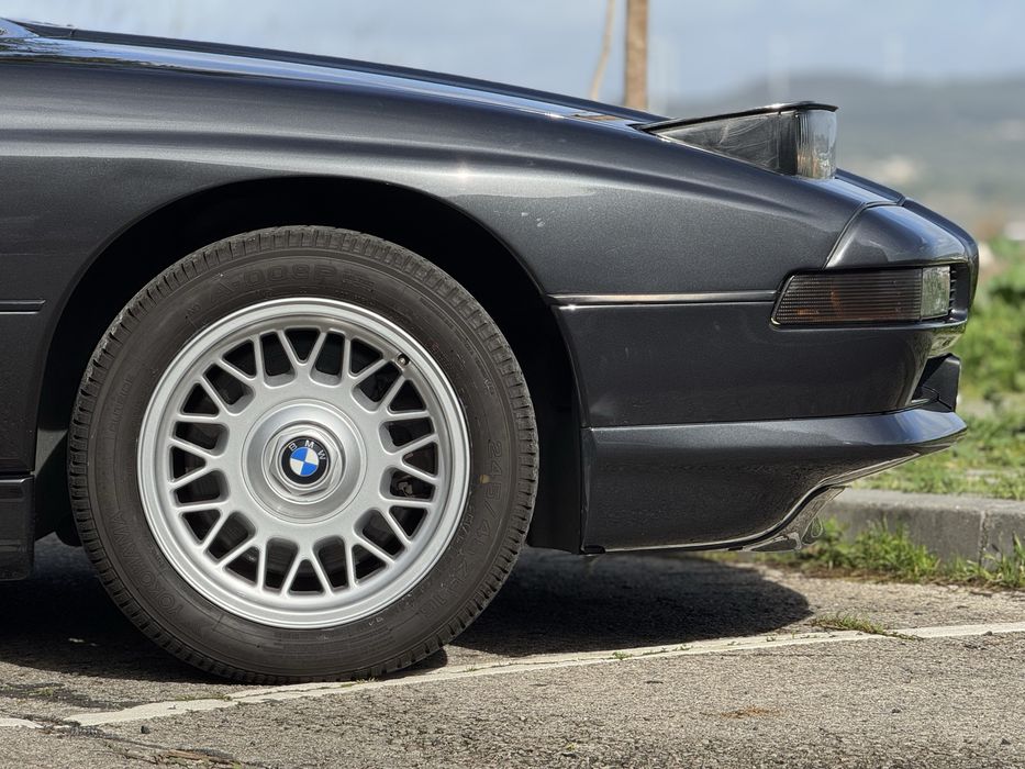 BMW 850i E31 | V12 Caixa Manual | NACIONAL