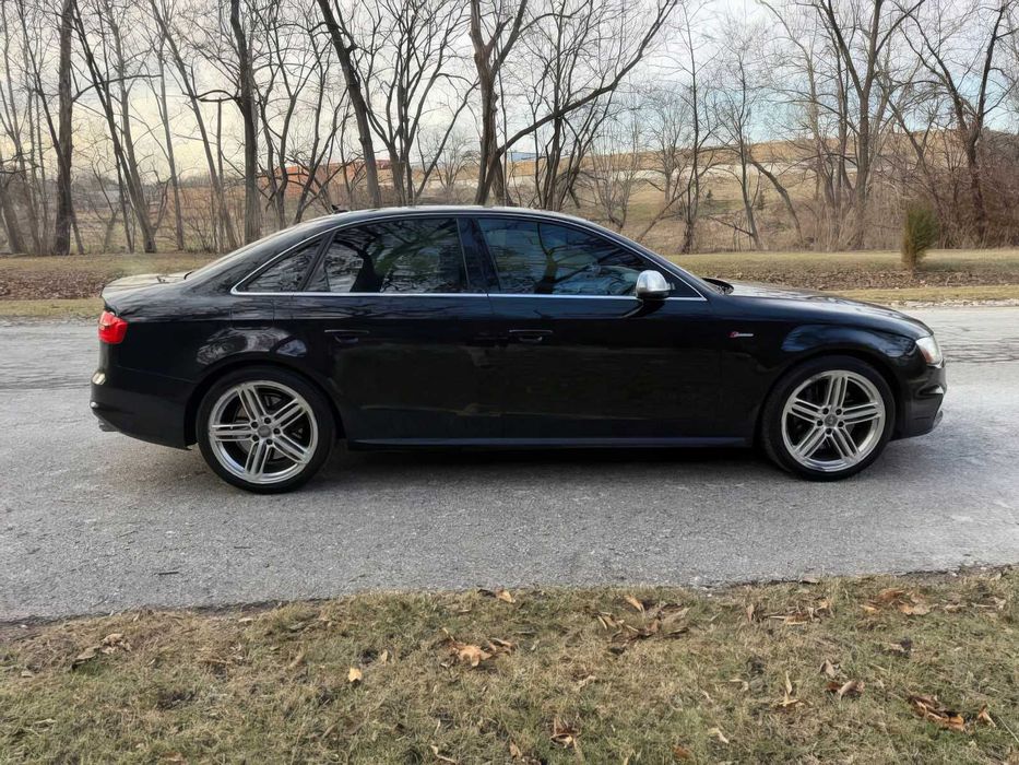 Audi S4 3.0T quattro Premium Plus      2014