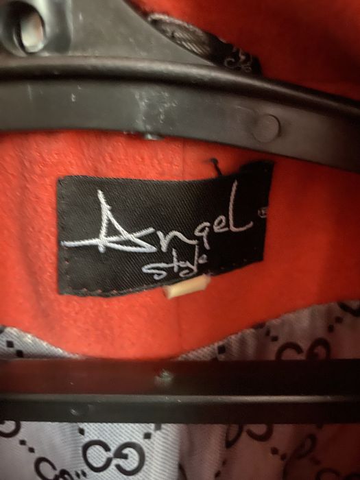 2 чудових пальто