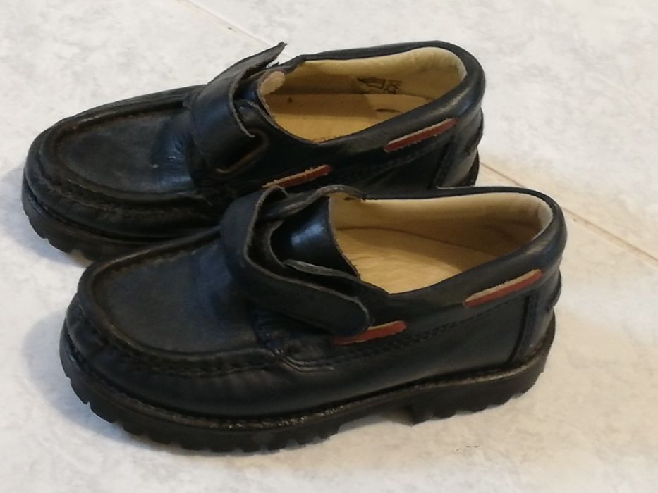Sapatos vela de menino - tamanho 25