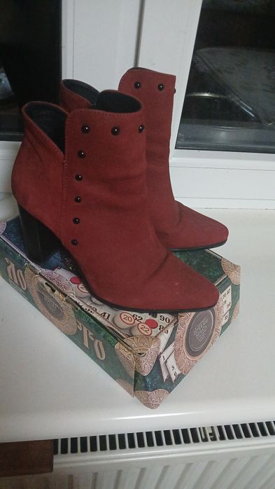 Осінні чоботи б/уу