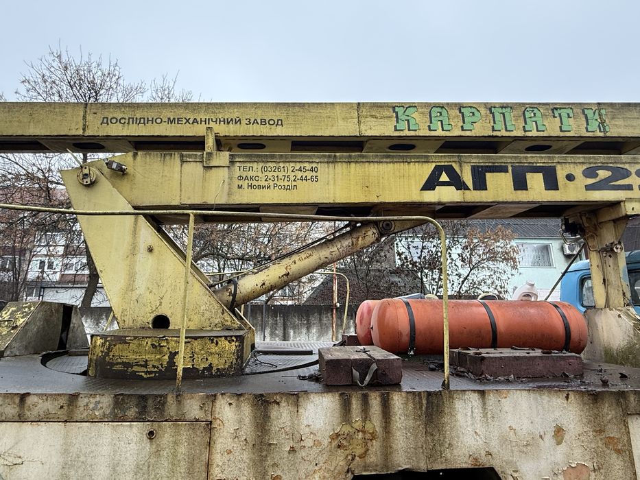 Продам Автовишка ЗІЛ- 130  спецтехніка автопідйомник