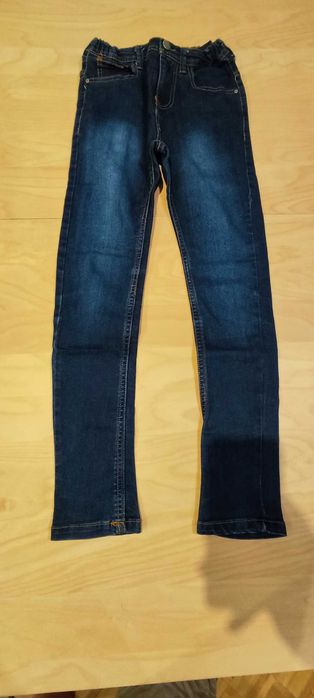 Spodnie chłopięce granatowe jeans Reservet rozmiar 152