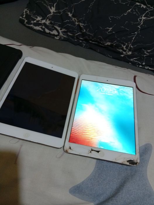 2 Apple iPad mini A1490 + A1432 — рабочие, на запчасти