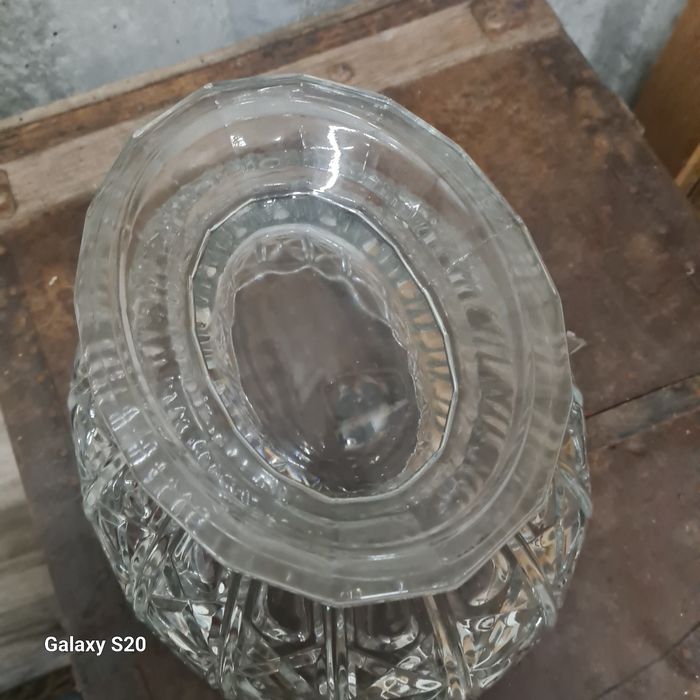 taça de vidro lindíssima para um dia de festa! Mousse de chocolate ficará  a matar nesta taça transparentes