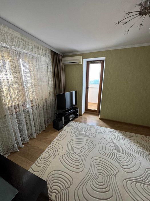 Продаж 2к квартири 50.6 кв. м на просп. Миру