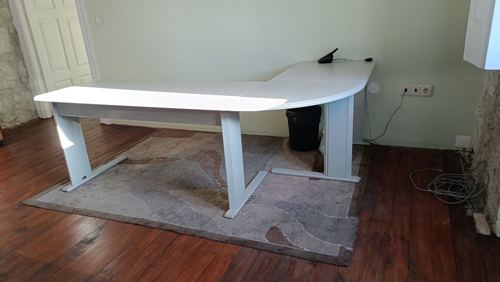 Secretária de Escritório Ampla