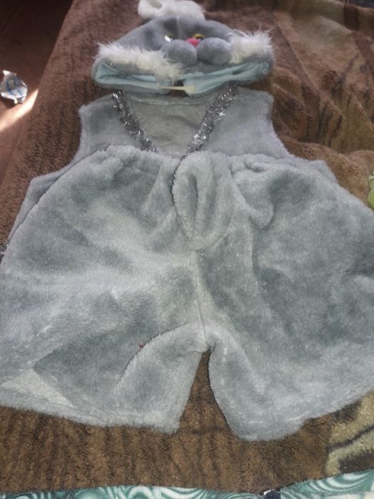 Продам новогодний костюм