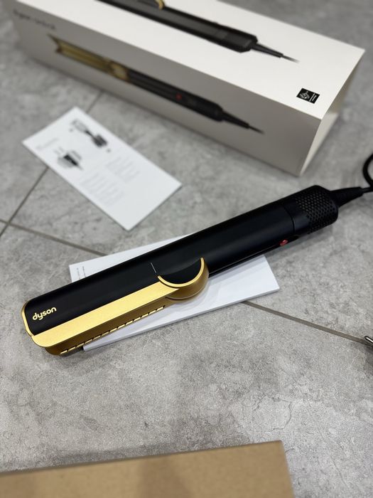 Випрямляч для волосся Dyson Airstrait