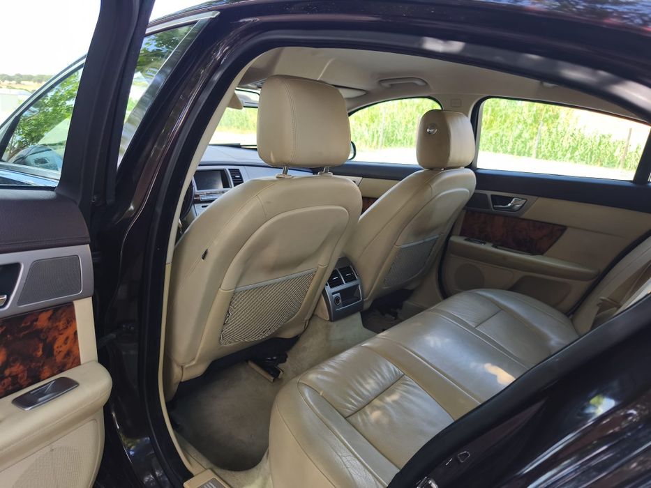Jaguar XF — fotografia 8