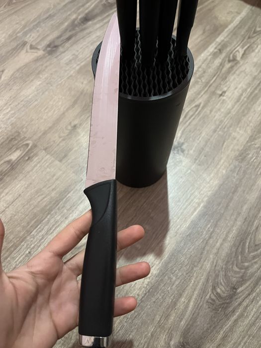 Conjunto de 5 facas com suporte (faqueiro)