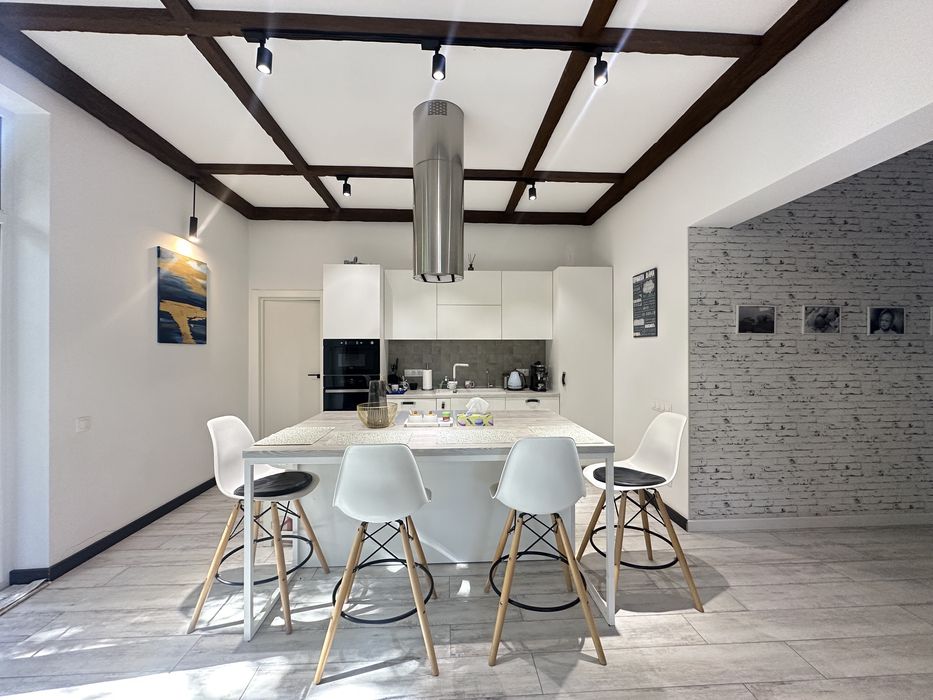 Оренда будинку в передмісті Києва