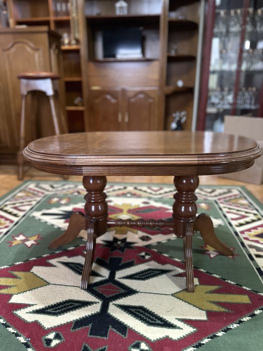 Sala completa pouco usada