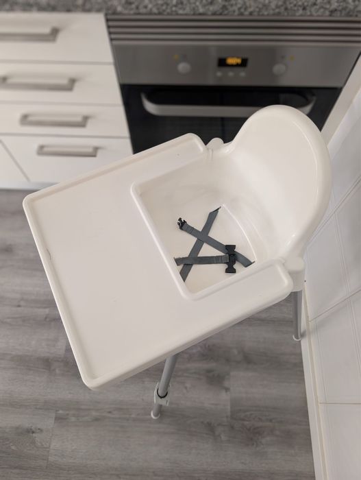 Cadeira refeição IKEA