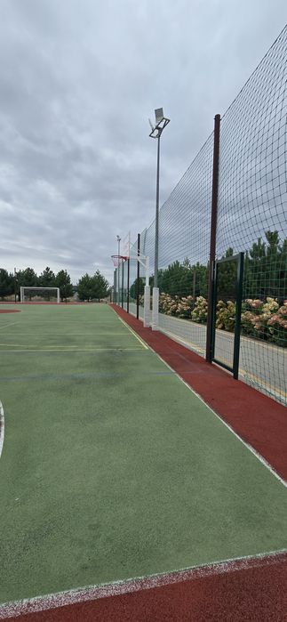 Участок в центре ЖМ Дайберг. 150 метров от парка,  коммуникации есть.