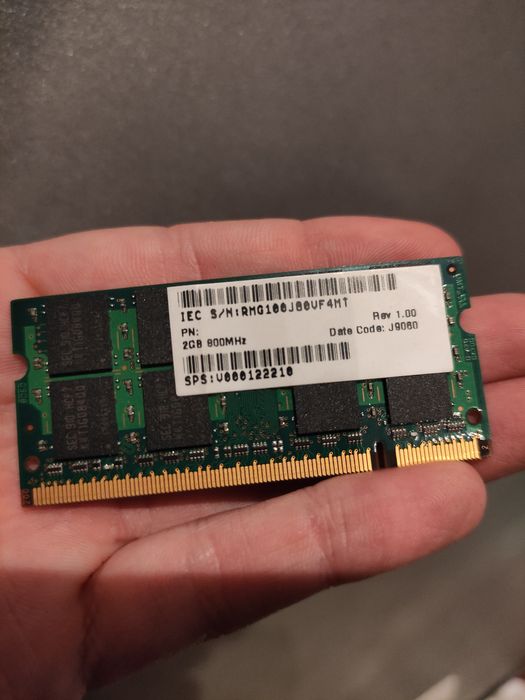Samsung DDR2 RAM Memory 2 GB, 800 MHz64551061532546120