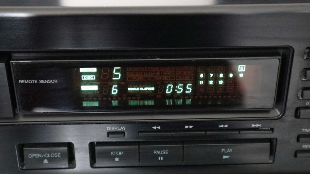 Cd проигрыватель ONKYO C-100  Onkyo dx-6920 ONKYO DX-6620