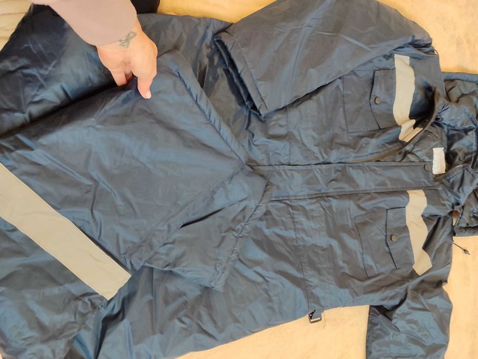 Продам утепленный комбинезон для работы(роба, спецодежда).