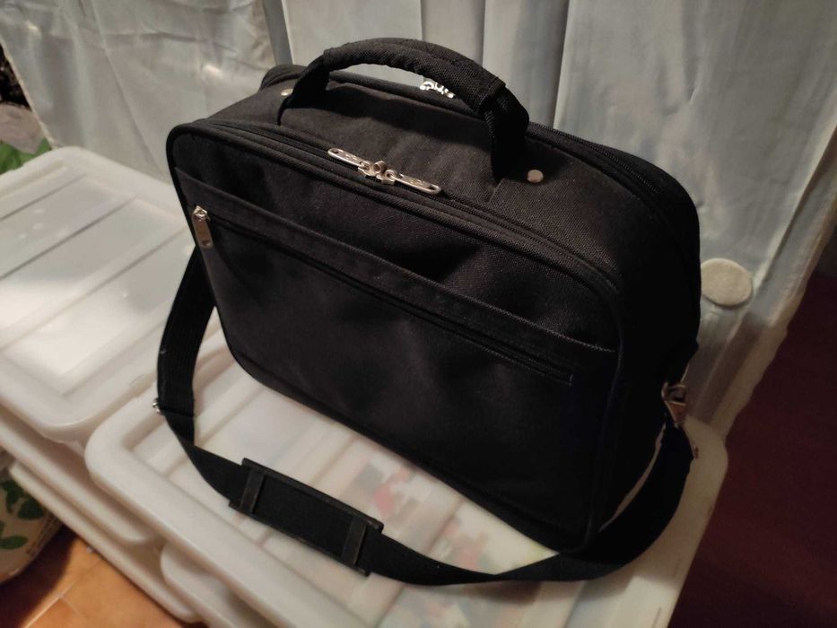 Mala para 2 Portáteis - Boa Arrumação e Resistente64585192729473121