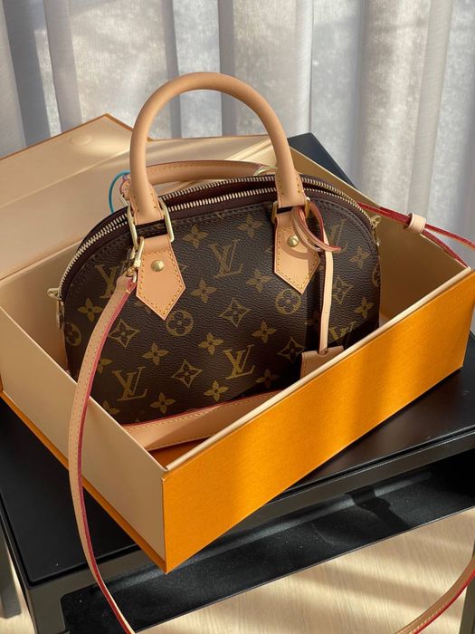 Mala Louis Vuitton Alma bb