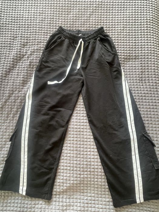 Штани на дівчинку