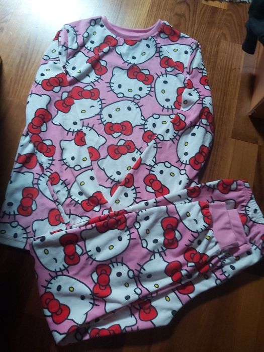 Polarowa piżama Hello Kitty wiek 11-12 lat