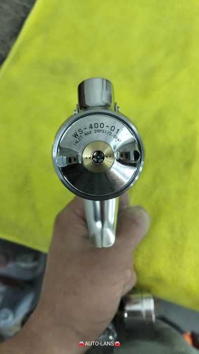 Pistolet lakierniczy  IWATA