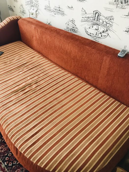 Диван (повністю відреставрований)