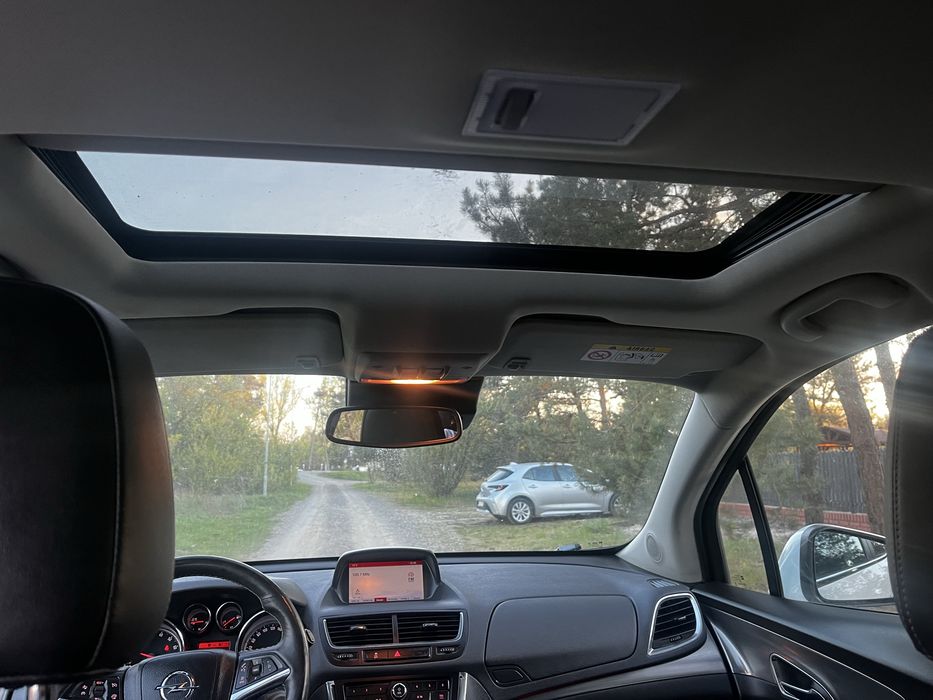 Opel mokka 1.4 TB ,xenon , skóra , kamera , full