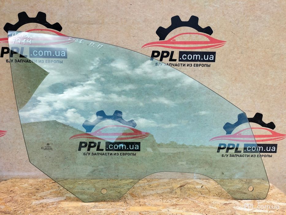 BMW 7 E65 2001-2008 стекло двери переднее правое 2002 год