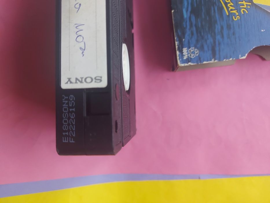 Kaseta VIDEO stara różności 1990rok