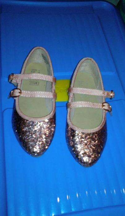 Sapatos menina novos