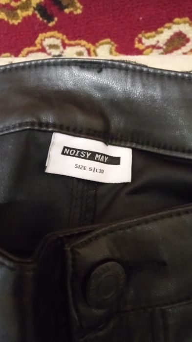 Продаю женские брюки