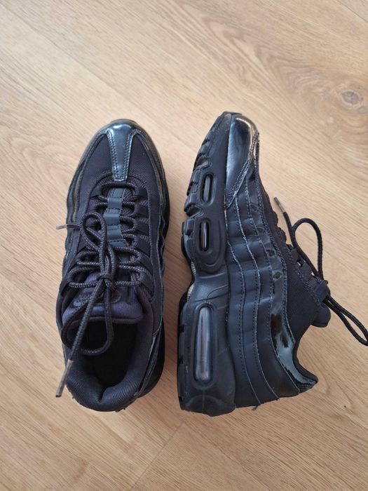 Sprzedam buty Nike Air Max 95