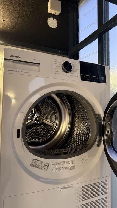Maquina de lavar e secar roupa SMEG