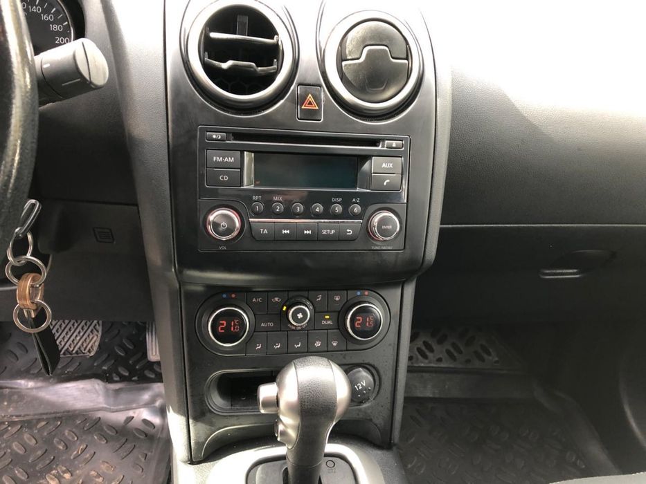 Nissan Qashqai, 2013 рік, автомат, офіційне авто